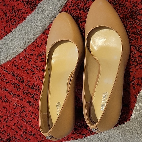 Michael Kors Shoes - Women shoes